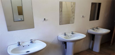 REC Boarding bath room REC Boarding bath room
